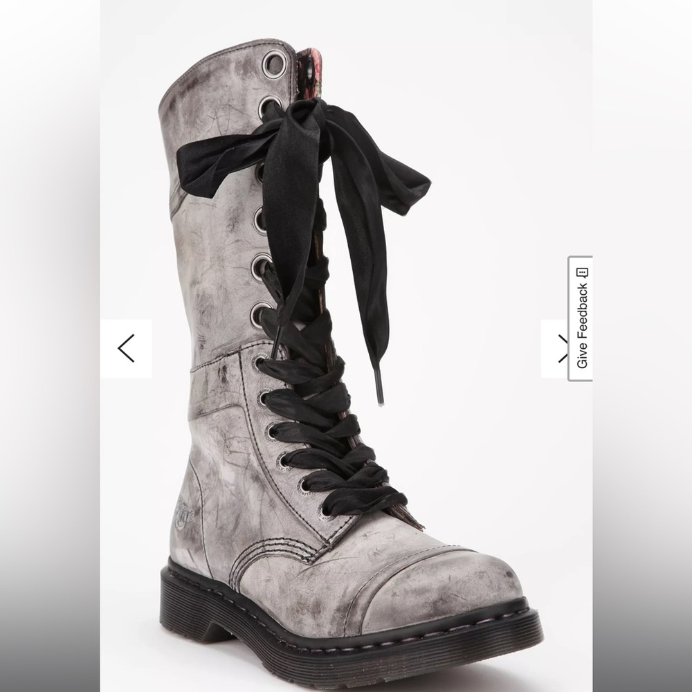 Vintage Dr. Martens Triumph 1914 Floral Boot - Picture 2 of 5